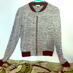 Wet Seal grey long sleeve zip up sweater